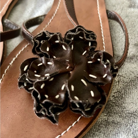 Madden Girl Women’s Brown Floral Sandals Size 8 - Picture 4 of 9
